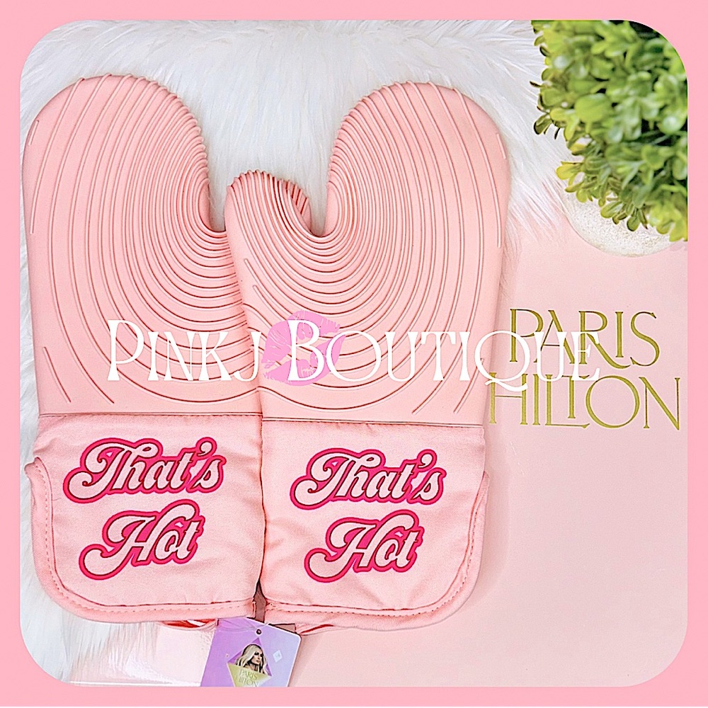 💗{Paris Hilton} Pink That’s Hot Silicone {Oven Mitts} Kitchen Collection!